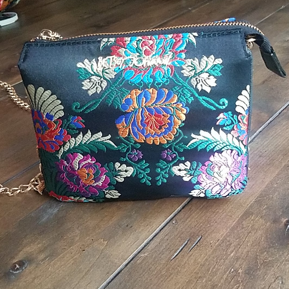 Betsey Johnson crossbody
